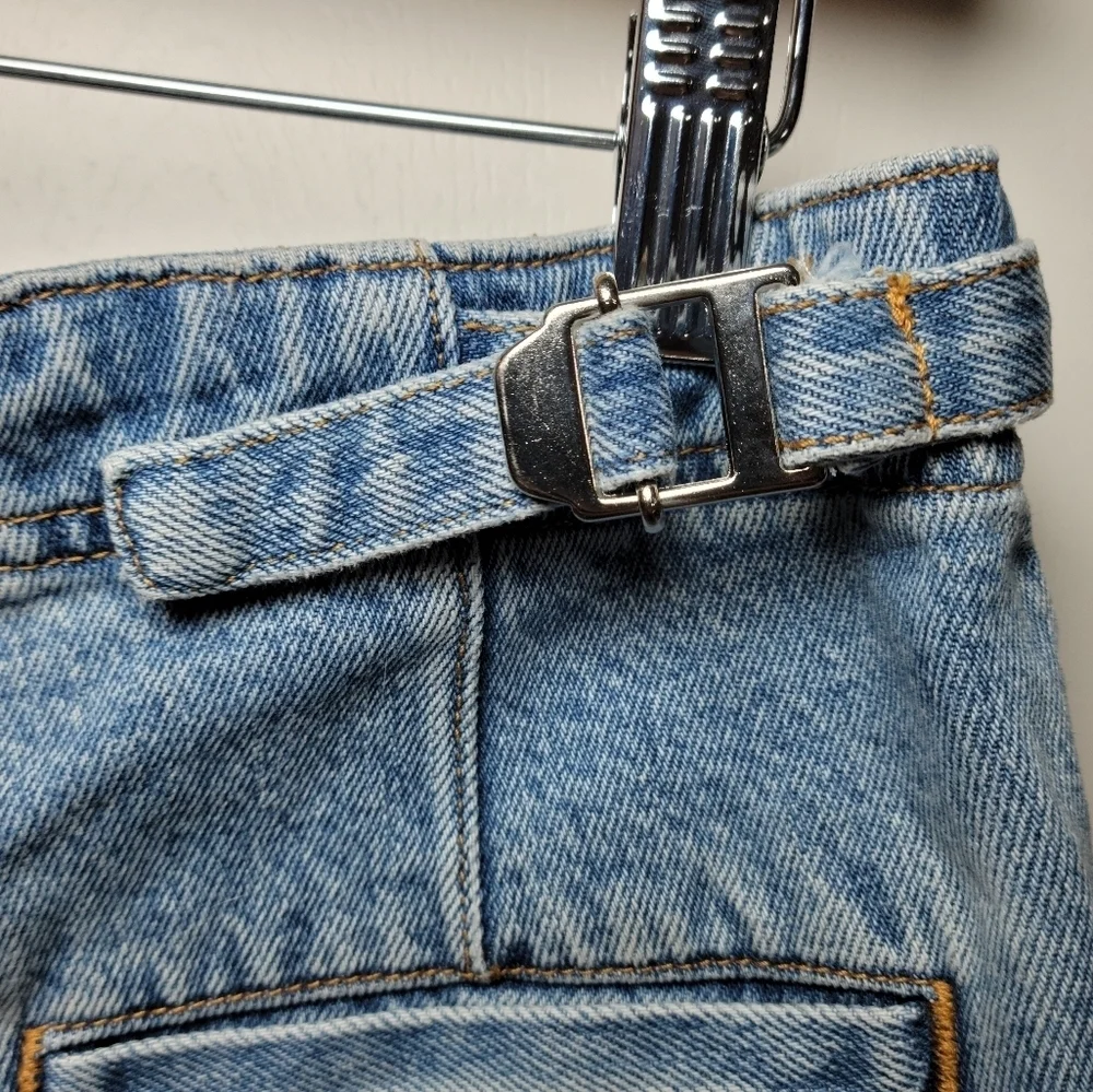 Vintage Levi's 2002 Adjustable Denim Shorts | 100% Cotton | Y2K Levi's | 8